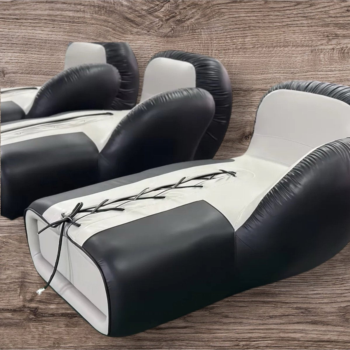 Boxing Ring Using Sofa BEBAK Boxing Glove Sofa – Lounge-Sitz in Handschuhform - BEBAK BOXING